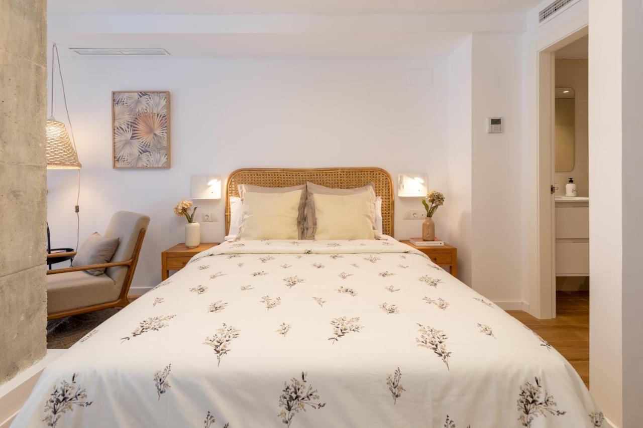 Apartup Opera Loft Love فالنسيا المظهر الخارجي الصورة